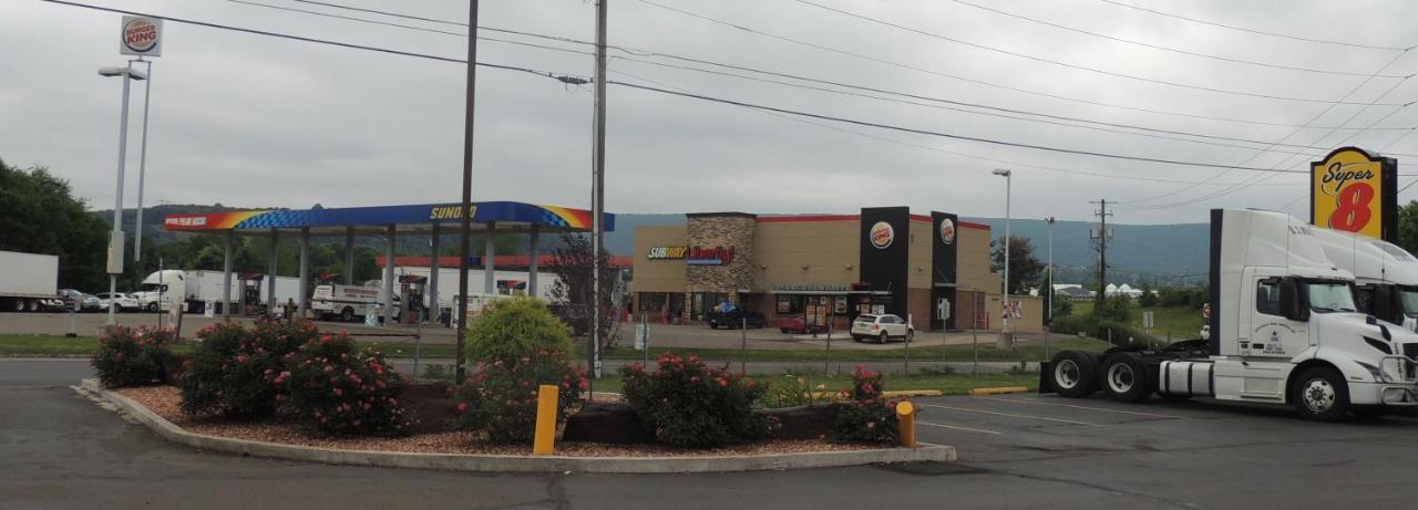 Super 8 By Wyndham Mifflinville Near Bloomsburg Zewnętrze zdjęcie