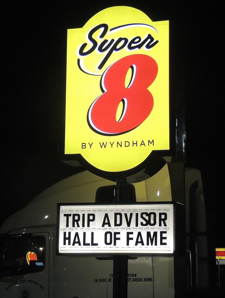 Super 8 By Wyndham Mifflinville Near Bloomsburg Zewnętrze zdjęcie