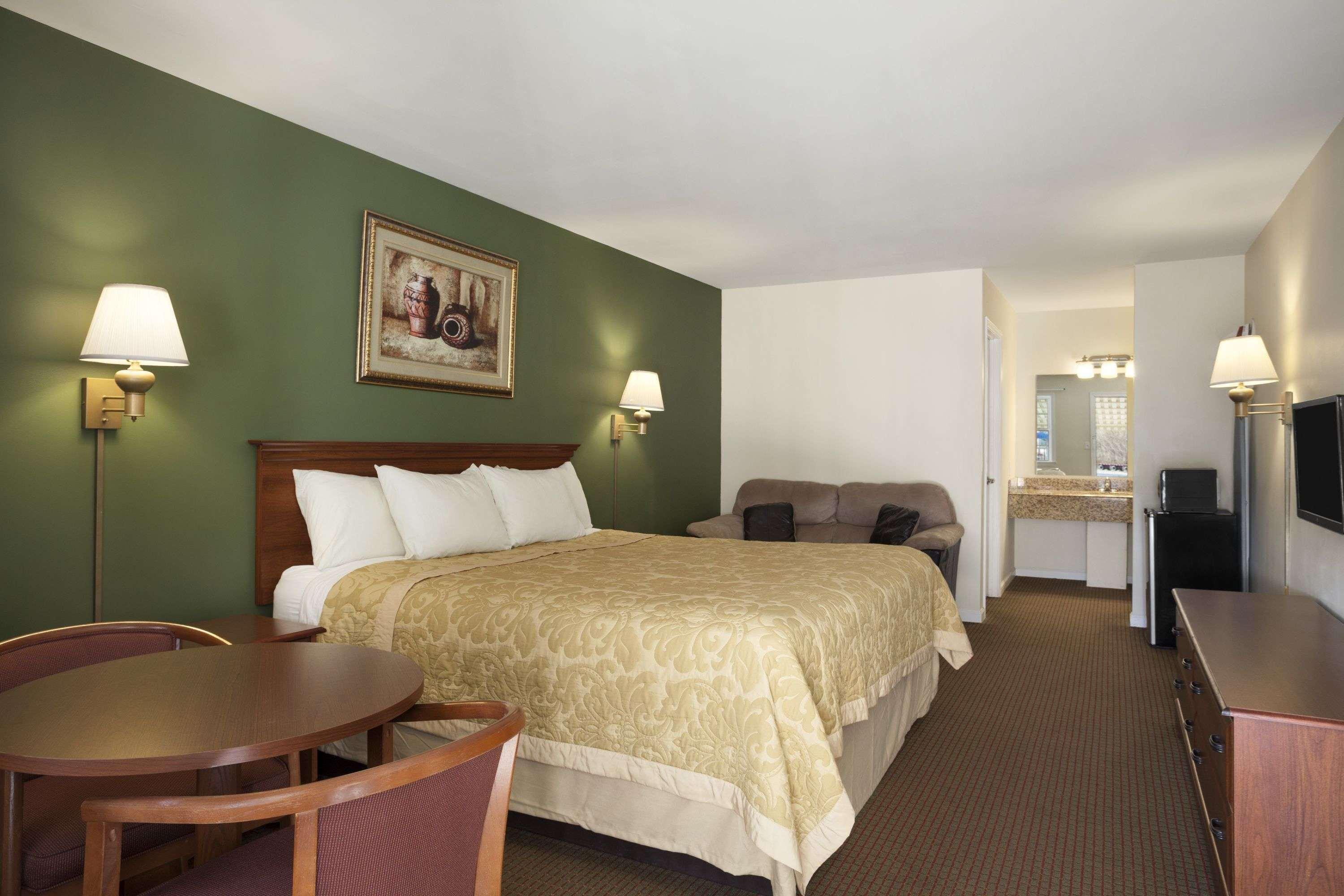 Super 8 By Wyndham Mifflinville Near Bloomsburg Zewnętrze zdjęcie